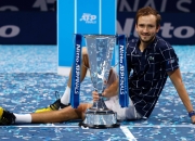 开云足球直播-包含ATP总决赛逆转年终总决赛，梅德韦杰夫统治全场的词条