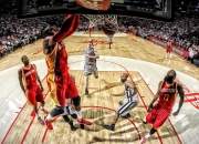 开云APP-魔术力克湖人，麦科勒姆状态火热背后的篮球哲学