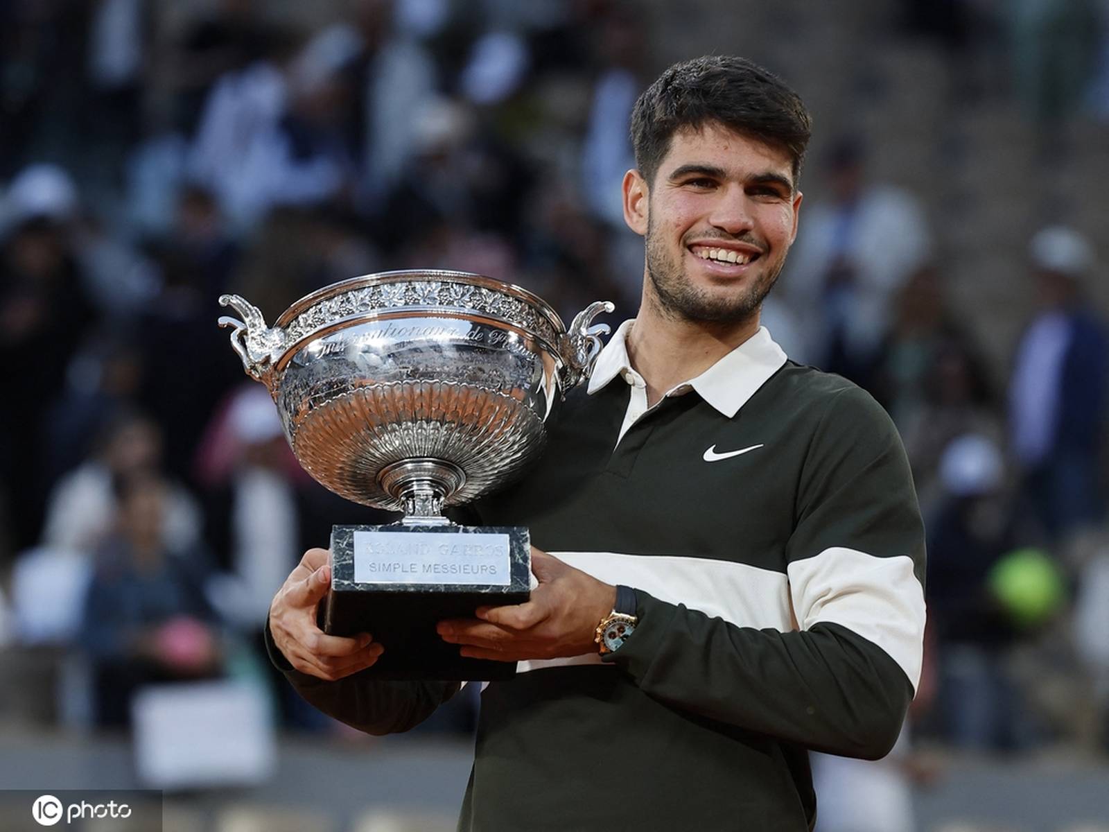 美国网球队绝杀法国网球队，阿尔卡拉斯惊艳世界的简单介绍