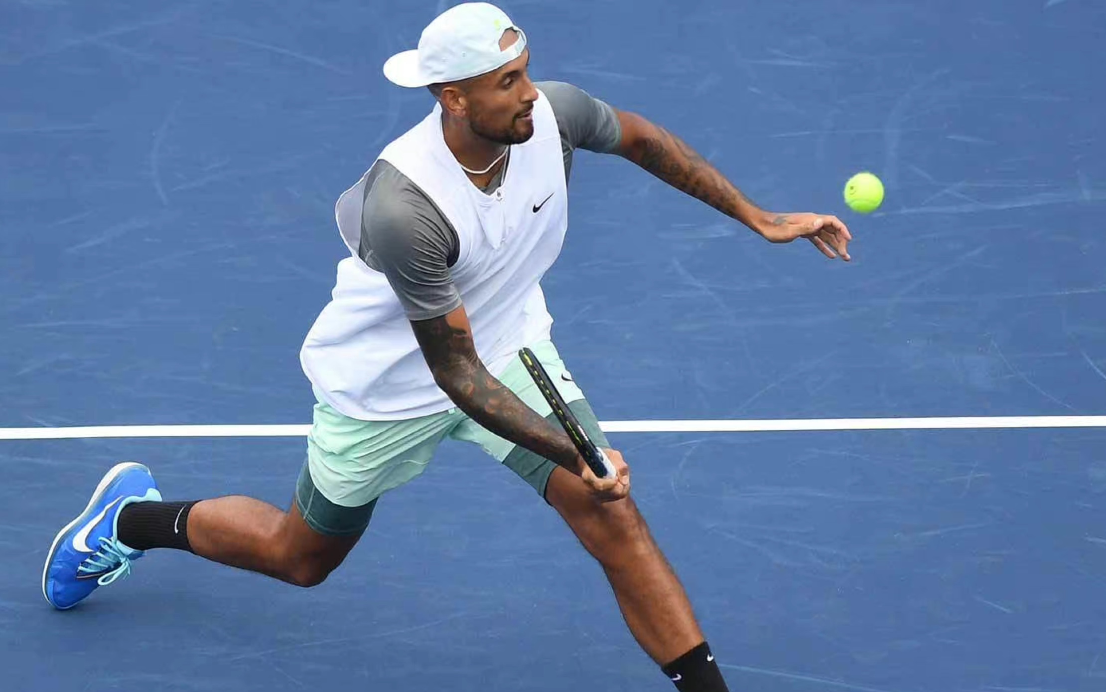 西班牙网球队爆冷世界网球队，克耶高斯惊艳世界的简单介绍