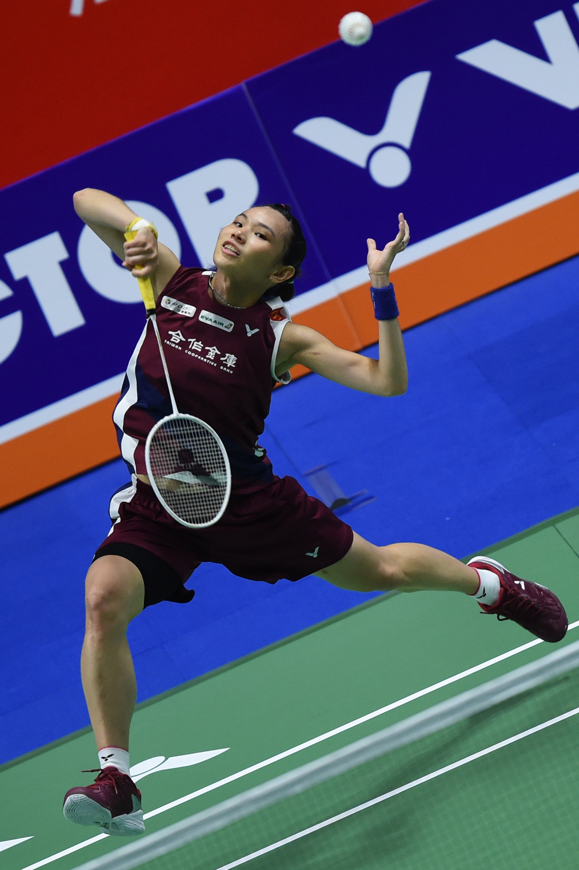 包含日本羽毛球队逆转法国羽毛球队，戴资颖绝境逆转的词条