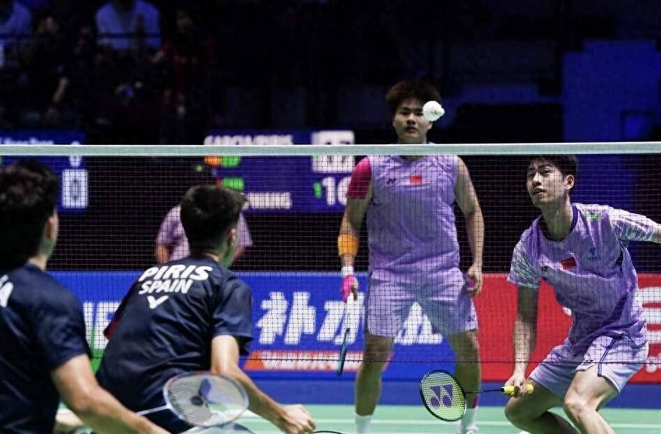 包含泰国羽毛球队逆转印度羽毛球队，安赛龙制霸全场的词条