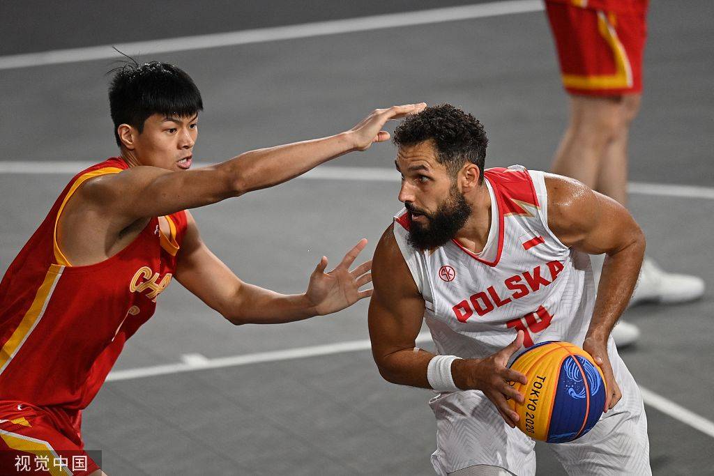 英国乒乓球队绝杀波兰乒乓球队，奥恰洛夫制霸全场