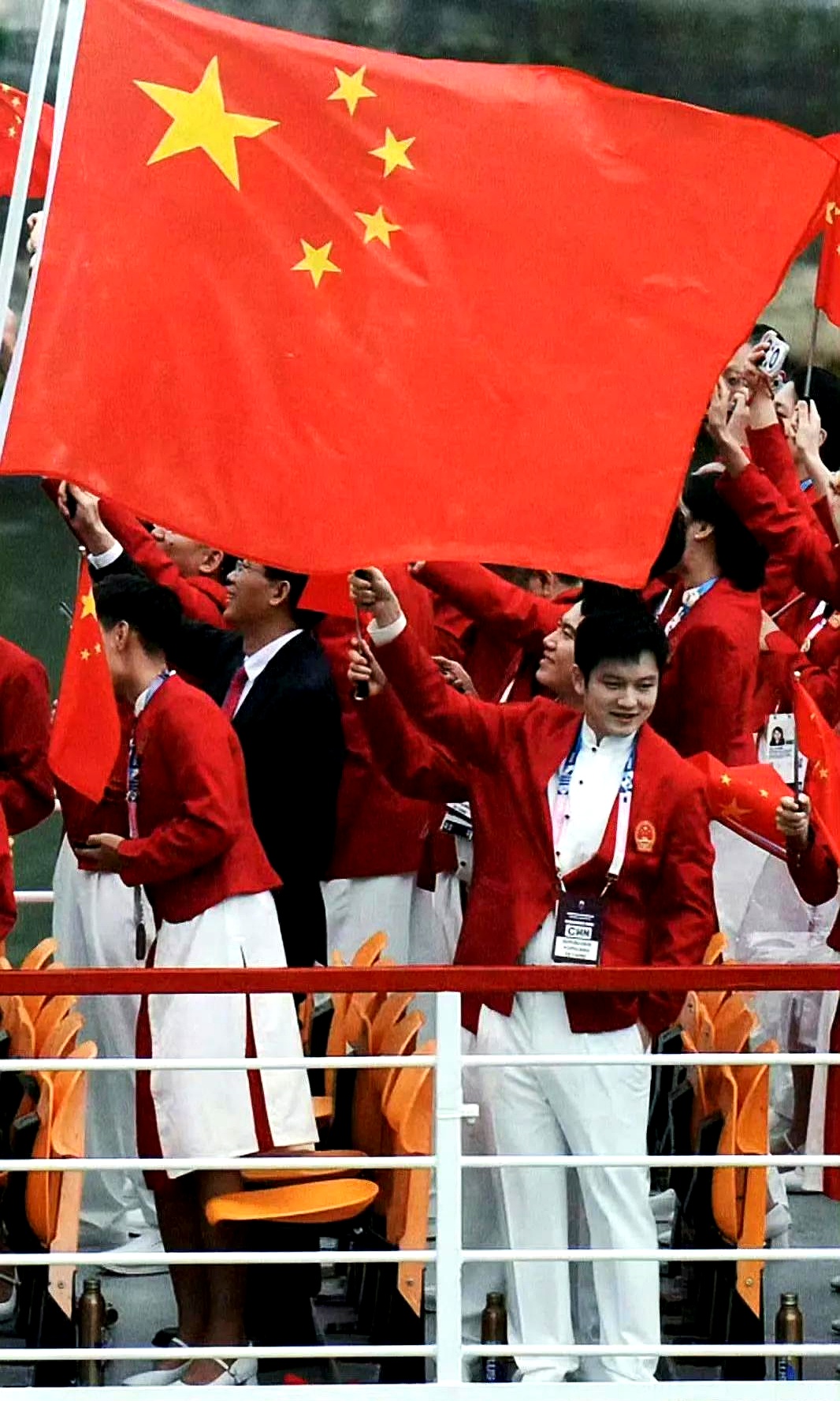 中国队横扫法国队，樊振东扛起全队的简单介绍