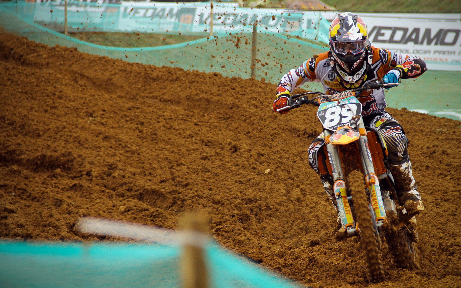 红土颠覆绿茵？梅德韦杰夫蒙特卡洛完胜温网，重新定义网球版图