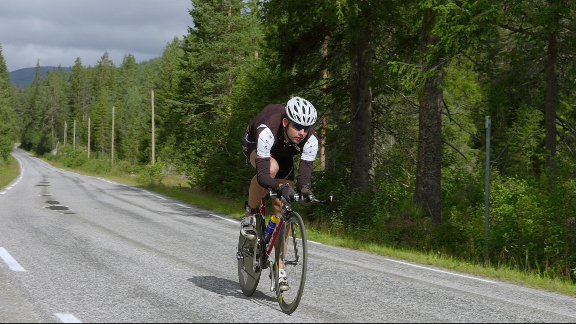 从戴维斯杯绝境到ATP总决赛王座，西西帕斯如何完成史诗级逆转与统治
